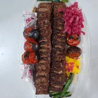 استخدام نیرو کار