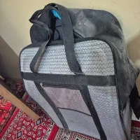 تعدادی ساک و چمدان