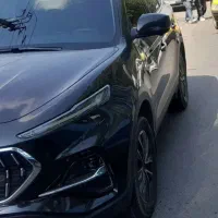 کی ام سی ۴۰۲ بی خط خش داخل کابین نو
