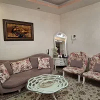 مبلمان و آینه کنسول