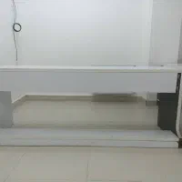 میز خیلی تمیز باجنس عالی دسته دوم