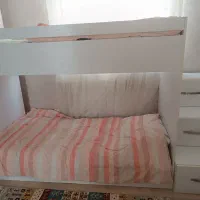 تخت دو طبقه