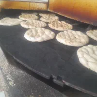 همه کاره بربری نیازمندم ساعت ۴ صبح دو بعدظهر
