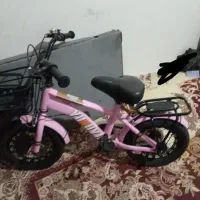 دوچرخه 12 در تیرور چهار ملیون
