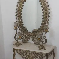 آینه و شمعدان برنجی