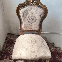 صندلی ناهارخوری سلطنتی