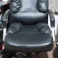 صندلی اداری چرخدار