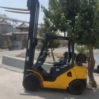 لیفتراک ۲/۵ تن کوماتسو