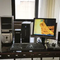 کامپیوتر pcسالم قابل استفاده رم گرافیک ارتقا یافته