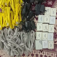 تعدادی سیم تلفن و وای فای