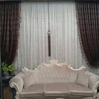 پرده پذیرایی و پنجره