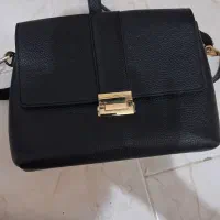 تعداد وسایل زنانه کیف،لباس