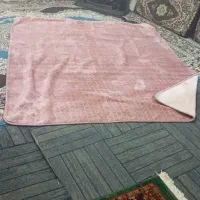 دو عدد پتو دونفره بزرگ ،قابلمه ،دمپایی پشمی