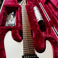 Ibanez az prestige 2402|گیتار، بیس، امپلیفایر|تهران, پردیسان|دیوار
