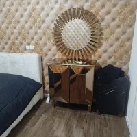 آیینه و کنسول