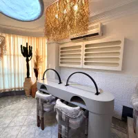 اجاره صندلی رنگ مو*اجاره میز ناخن*اجاره تخت مژه*