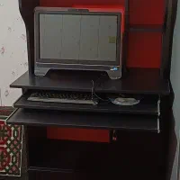 میزکامپیوتر و صندلی
