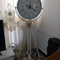 ساعت ایستاده