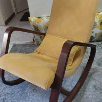 صندلی راک راحتی بهمراه پافر برای مطالعه و ریلکسی