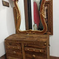 صندوق چوبی همراه با اینه