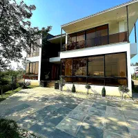 300متر-ویلاتریبلکس-مدرن-در-شهرک-اروپایی-کنار-جنگل