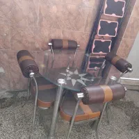 ناهارخوری ۴نفره کم جا