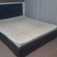 تخت دو نفره چوبی با تشک