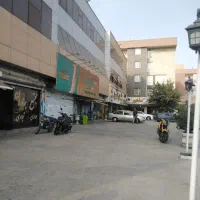 76.85.متری