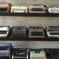 فروش انواع ماشین تحریر دستگاه تایپ عتیقه قدیمی