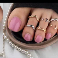 استخدام مدل مدلینگ پا بند اکسسوری زنانه حقوق عالی