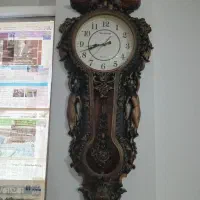 ساعت دبواری