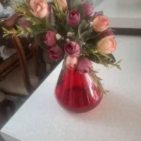 گلدان با گل