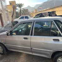 پراید نقره‌ای