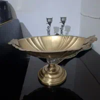 تعدادی ظروف نو با جعبه