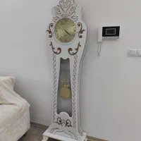 ساعت ایستاده کاملا سالم