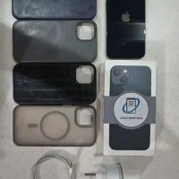 iphone 13 normal ZA/A + Charger + Cable + 4 frame