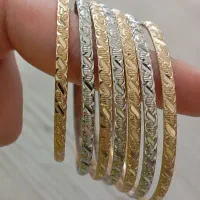 النگو طلا روس