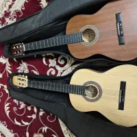 دو عدد گیتار
