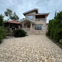 یک-شاهکار-نچرال-با-طراحی-گرم-و-زنده