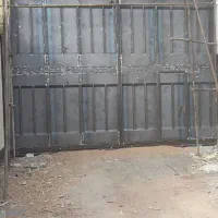 ساخت وخدمات انواع در وپنجره وسازه های فلزی