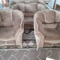 مبل کارکرده تمیز پایه فلزی کیفیت بالا