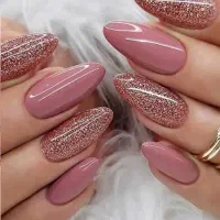 اراعه بهترین خدمات ناخن