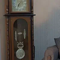 ساعت ایستاده سالم