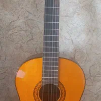 گیتار یاماها C70