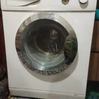 لباس‌شویی‌اتوماتیک‌