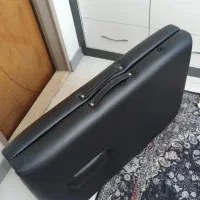 تخت ماساژ چرم و تاشو