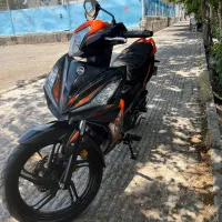 لاکی ۱۸۵