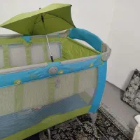 تخت بازی و خواب کنار مادر