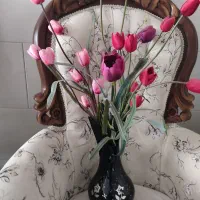 دو عددگل و گلدان