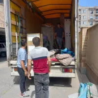 کارگران اسباب کشی تخلیه و بارگیری و جابجایی هستیم